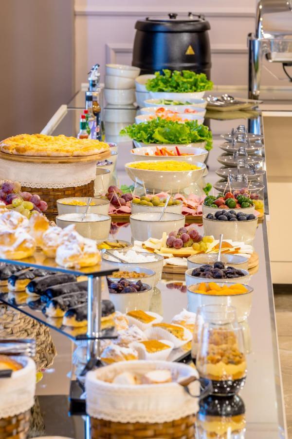 Hotel Residence Plaza Тбилиси Екстериор снимка